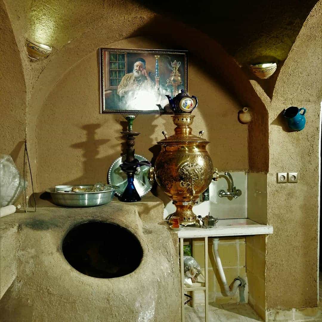 اجاره اتاق بومگردی در محله ی کاغذی ابوزیدآباد - چاه عروس