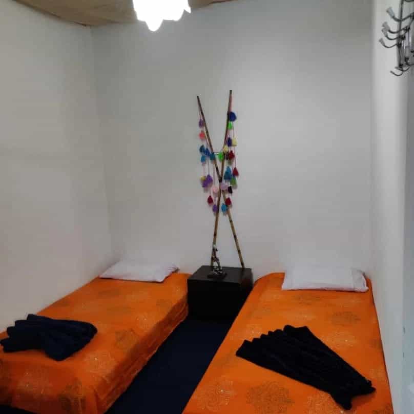 اجاره منزل ویلایی ساحلی در جزیره لاوان