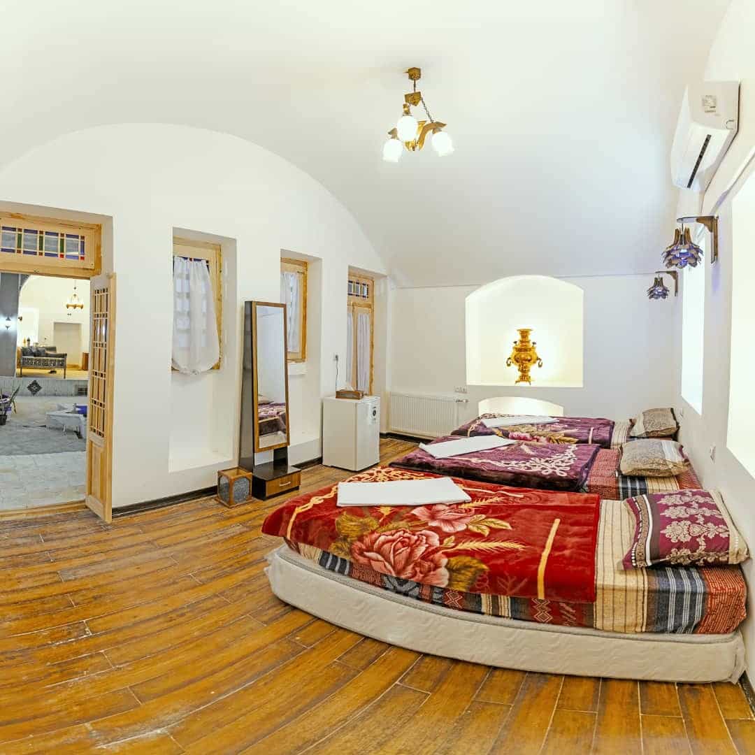 اجاره اتاق سنتی 3تخته در امام خمینی یزد