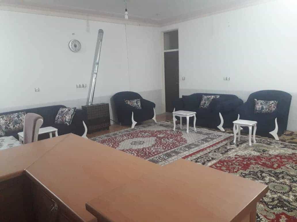 اجاره  آپارتمان مبله در میدان امام حسین یزد 