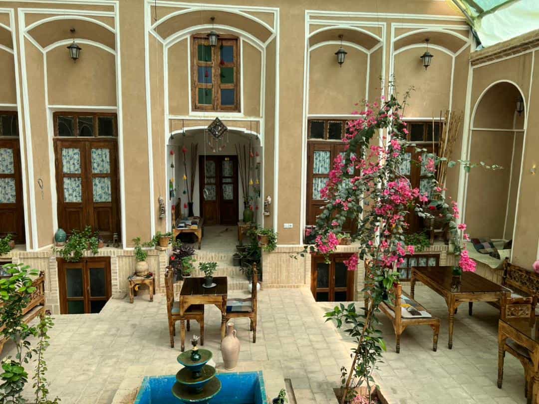 اجاره اتاق بومگردی در بلوار امام یزد - ترمه