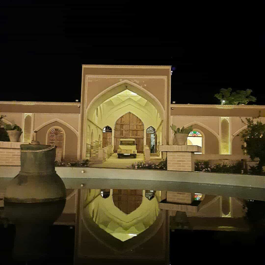 اجاره هتل کویری در یزدلان ابوزیدآباد - پنج تخته