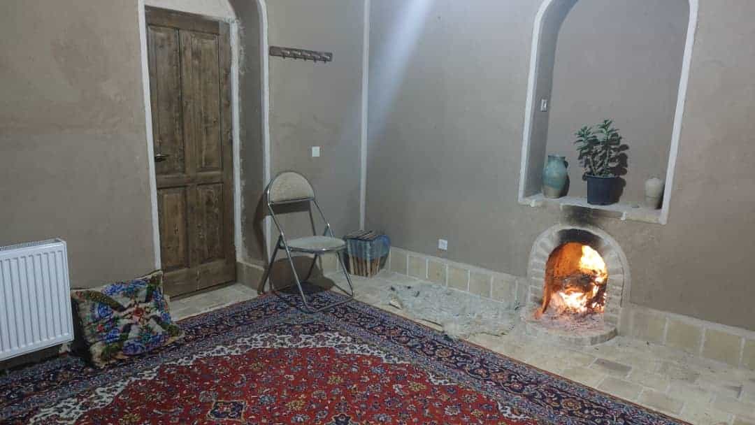 اتاق سنتی در روستا لنگر ماهان - مهربانو