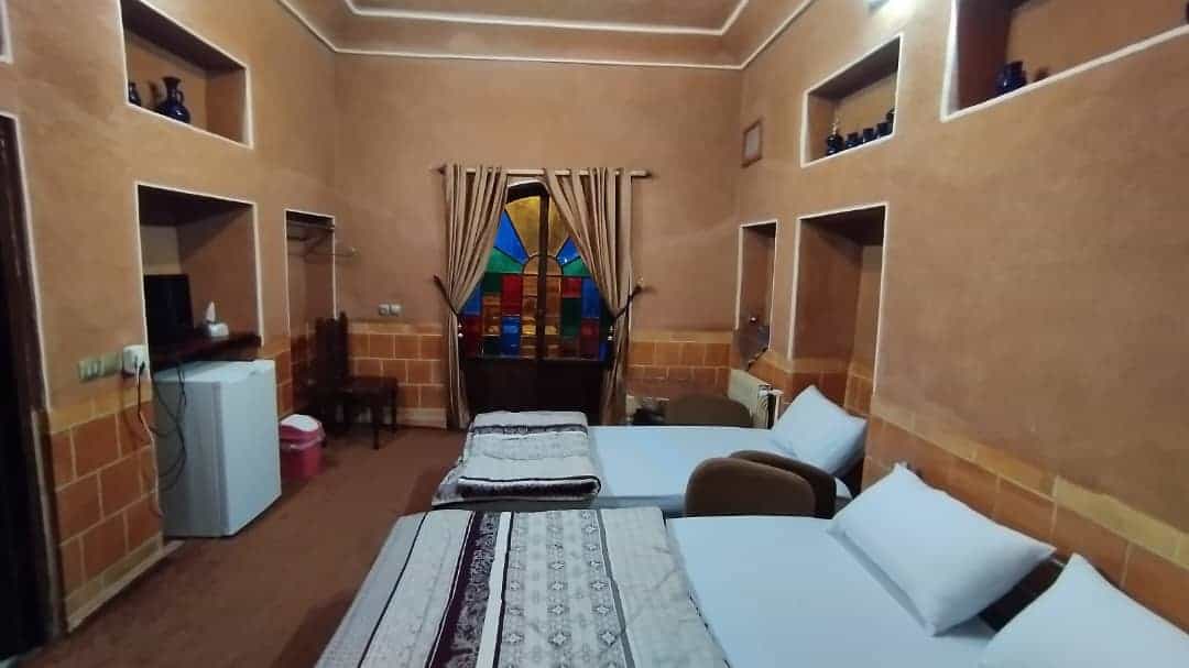 اجاره اتاق بوم گردی در نراق مرکزی - 3