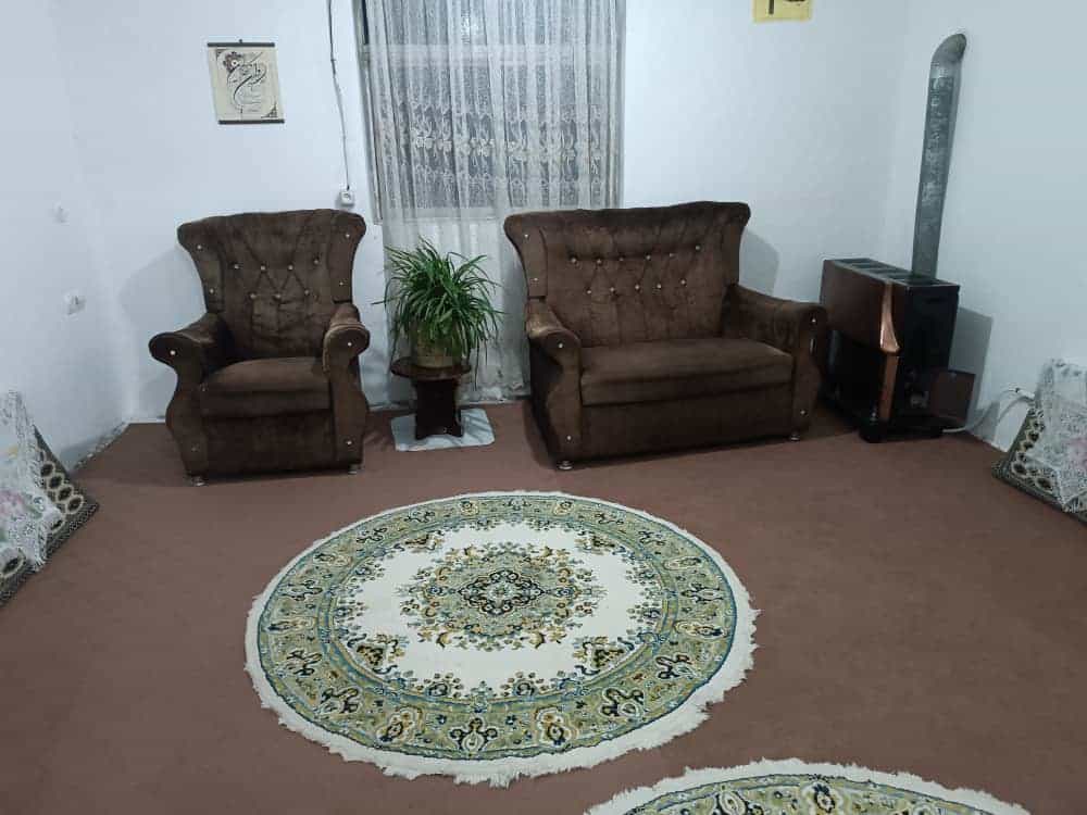 اجاره خانه ویلایی در سراوان سنگر