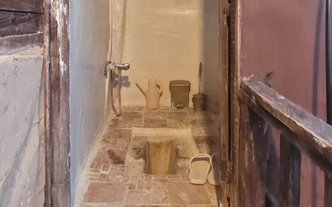 اجاره اتاق سنتی در روستا بالا جاده - هره ماه
