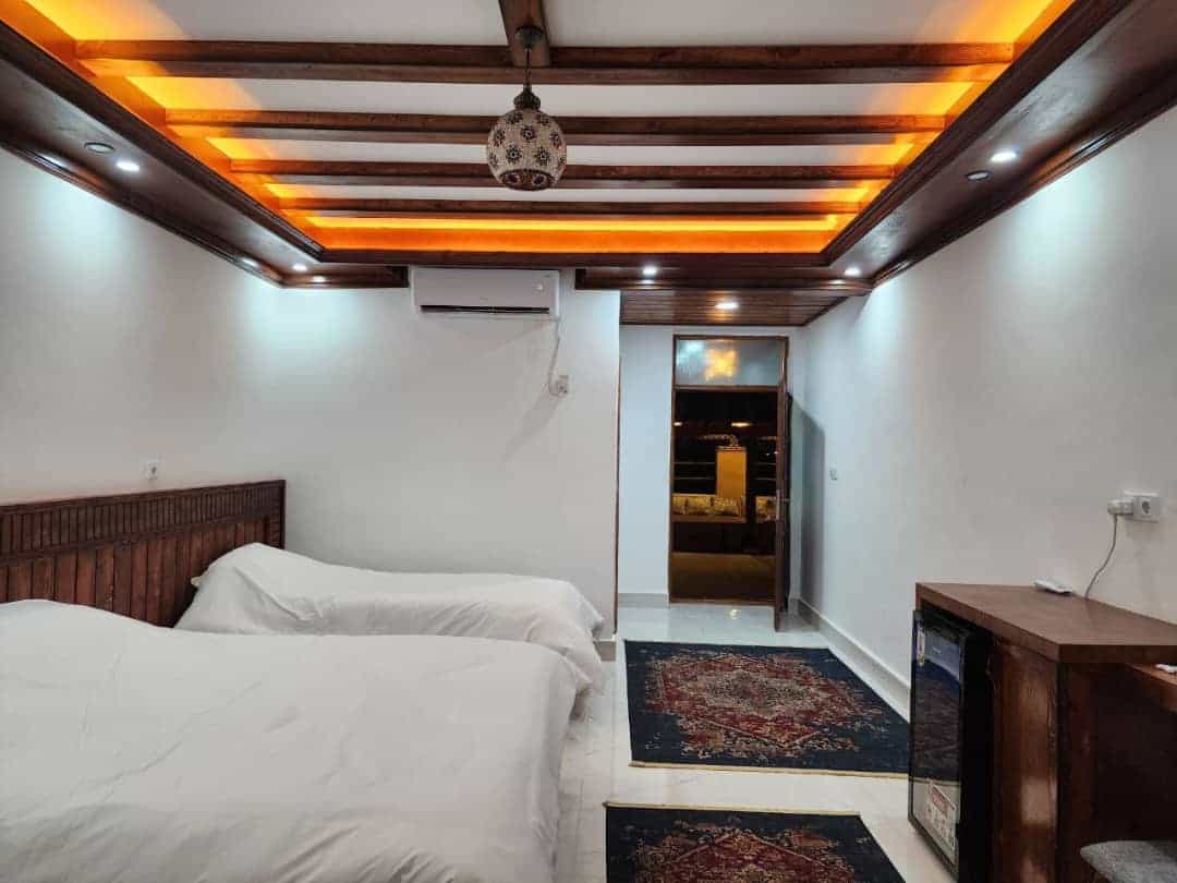 اجاره بومگردی نزدیک ساحل در بندر سلخ - چهارتخته