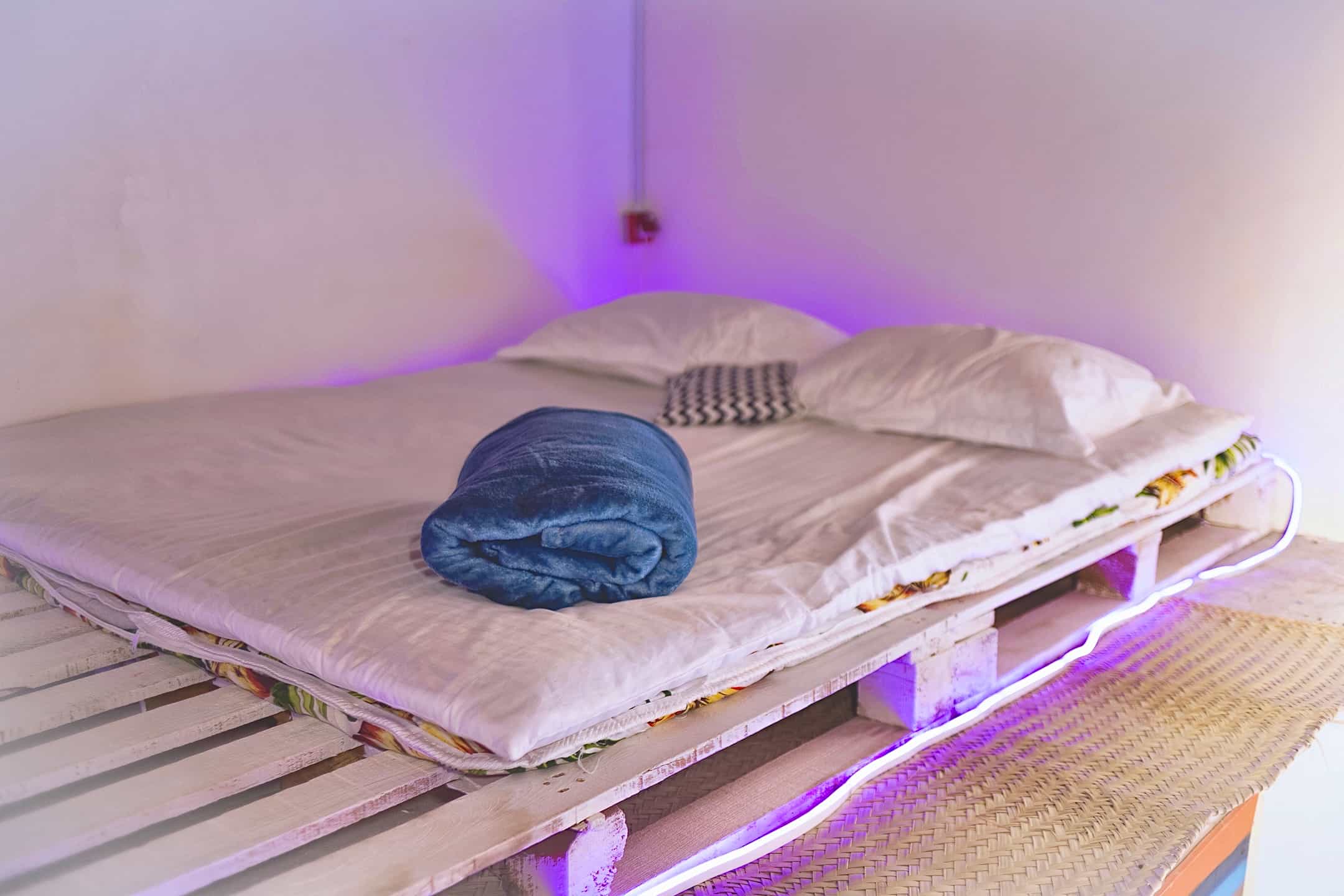 اجاره اتاق بومگردی در بندرلافت - دریا