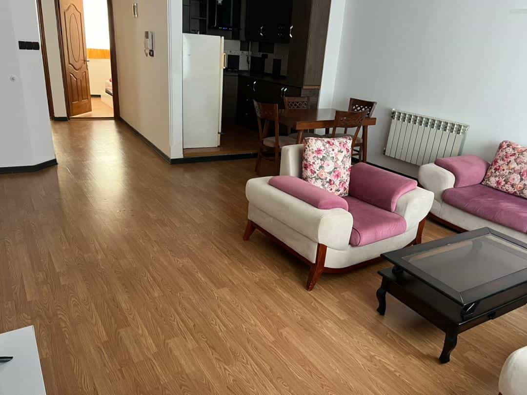 اجاره آپارتمان مبله در خیابان امام خمینی بندر کاووس-دو خوابه طبقه اول80 متری