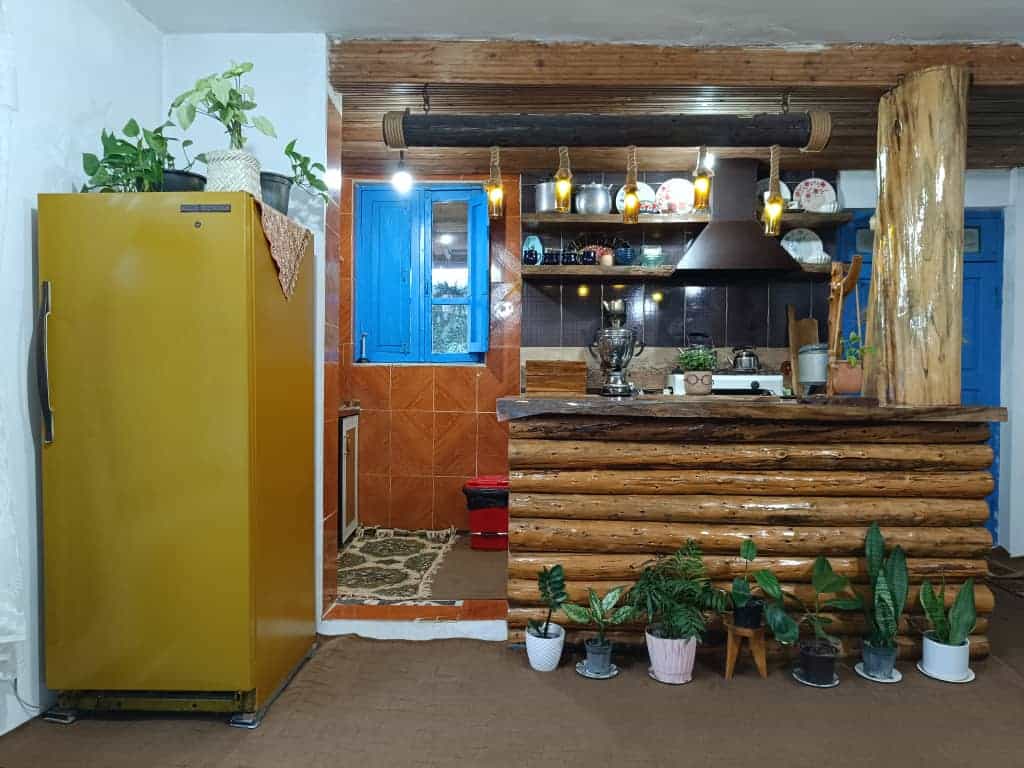 اقامتگاه بومگردی جنگلی در روستای ولمازو