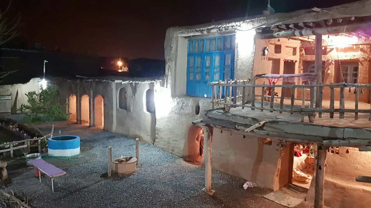 اجاره اقامتگاه بومگردی با قدمت 130 ساله در همدان 