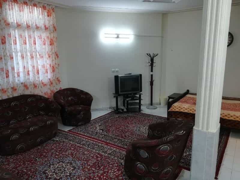 اجاره آپارتمان اجاره ای در چهار باغ عباسی اصفهان - طبقه اول