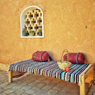 اجاره اقامت سنتی کویری با صبحانه و نهار و شام