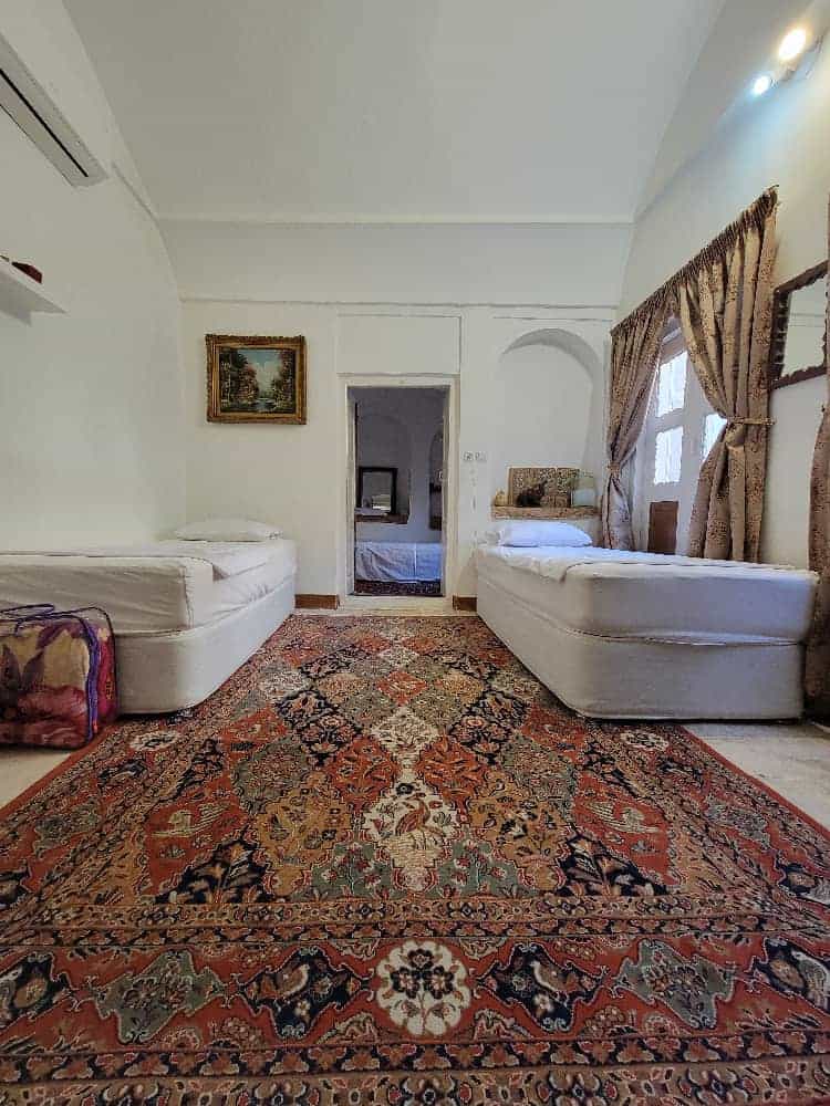 اجاره اتاق بومگردی در میدان امیر چخماق یزد - کوبه 3