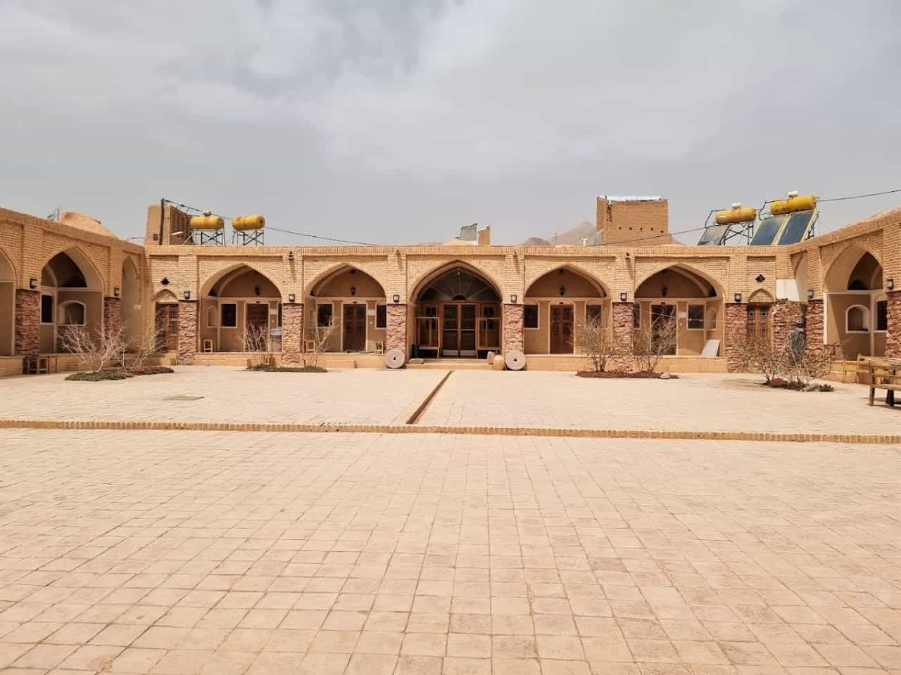 اجاره خانه سنتی کویری در انارک نائین - 13