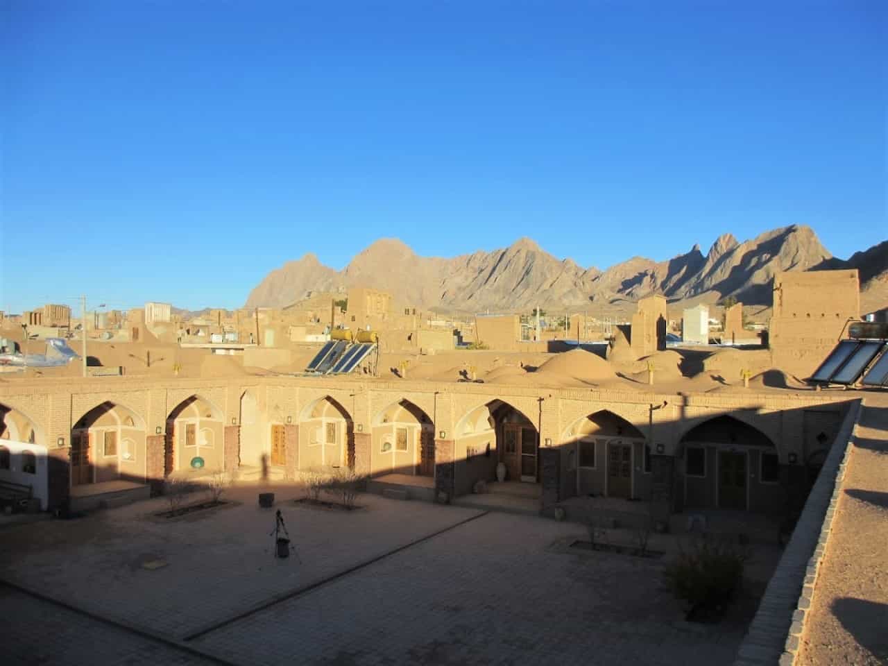 اجاره اتاق سنتی در انارک نائین - 14