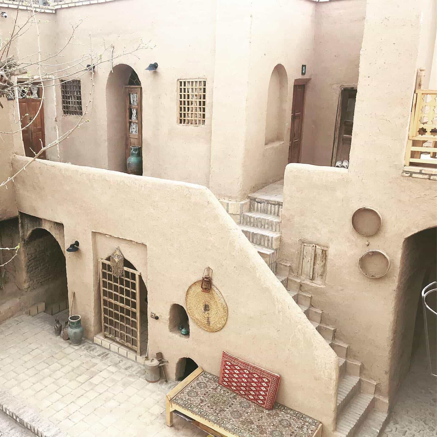 اجاره اقامتگاه بومگردی در نطنز اصفهان - دو دری