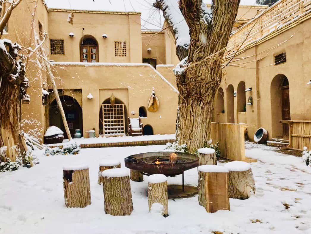 اجاره اقامتگاه بومگردی در نطنز اصفهان - سه دری