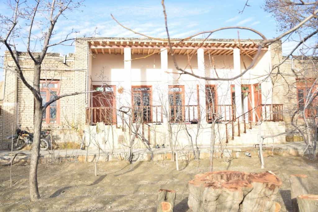 اجاره اتاق سنتی در زیارت شیروان