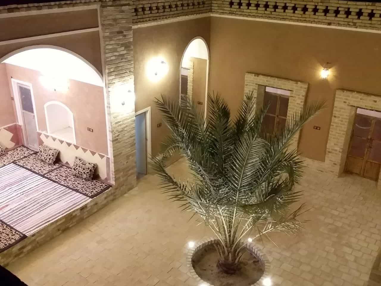 اجاره اتاق سنتی در روستای آشتیان انارک 