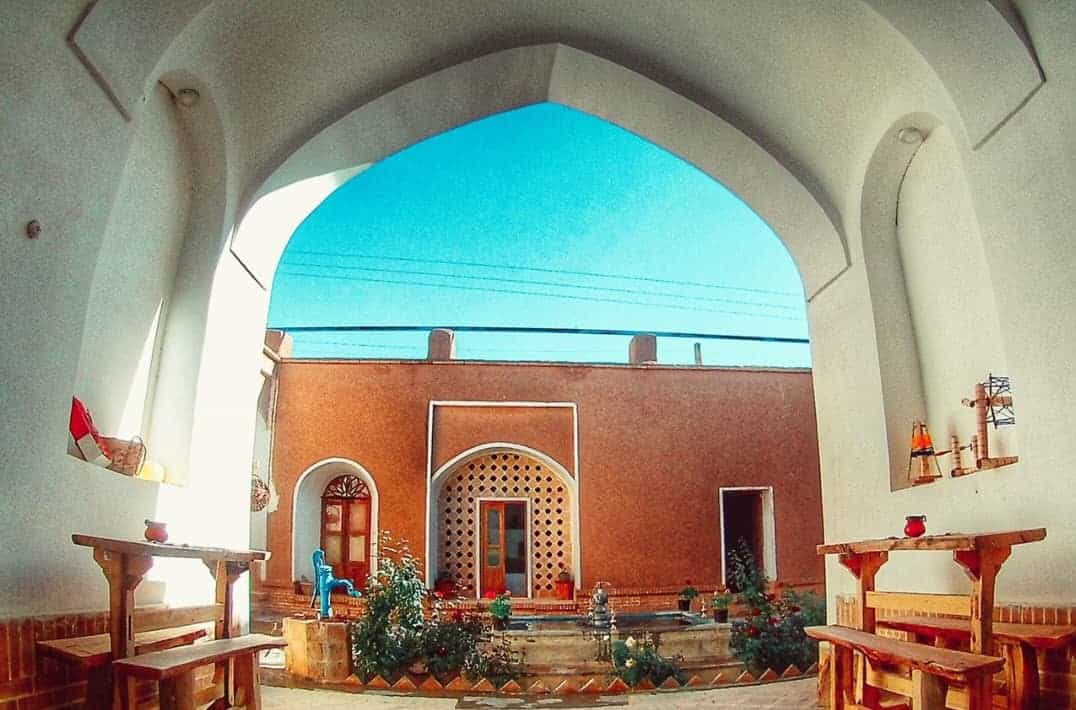 اجاره بومگردی سنتی در تودشک اصفهان - اروسی
