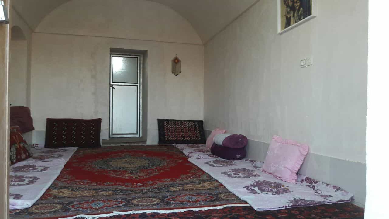 اجاره اقامتگاه بومگردی سنتی در سه قلعه زرین چاه - اتاق 7 