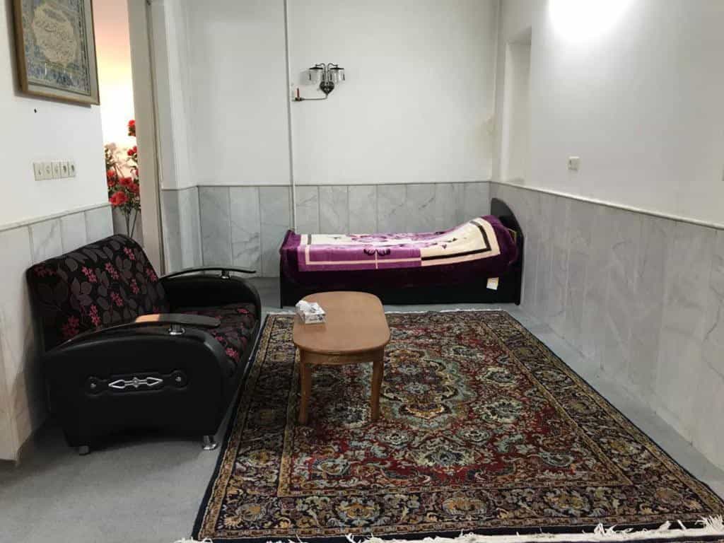 اجاره  سوئیت و آپارتمان تک خوابه نوساز در یزد  - کلبه مهربانی همکف