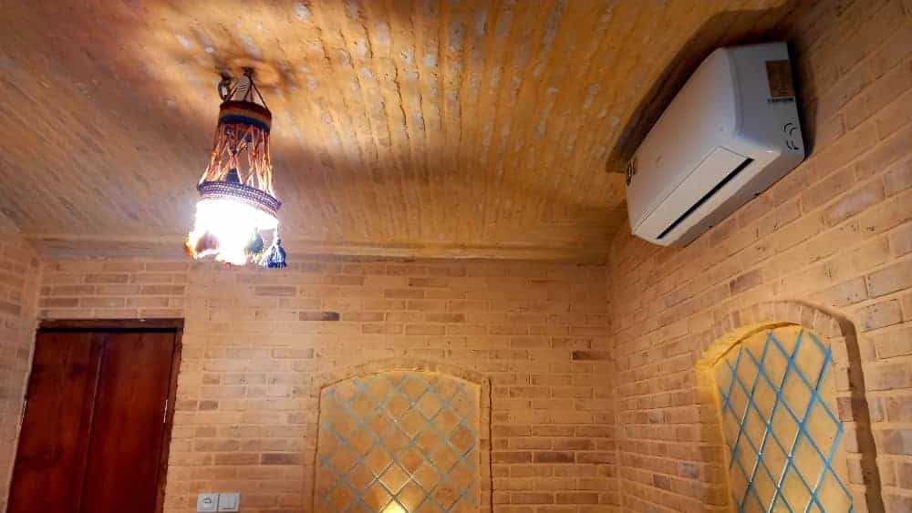 اجاره بومگردی سنتی دو تخته مستردار در شیراز  - لب آب