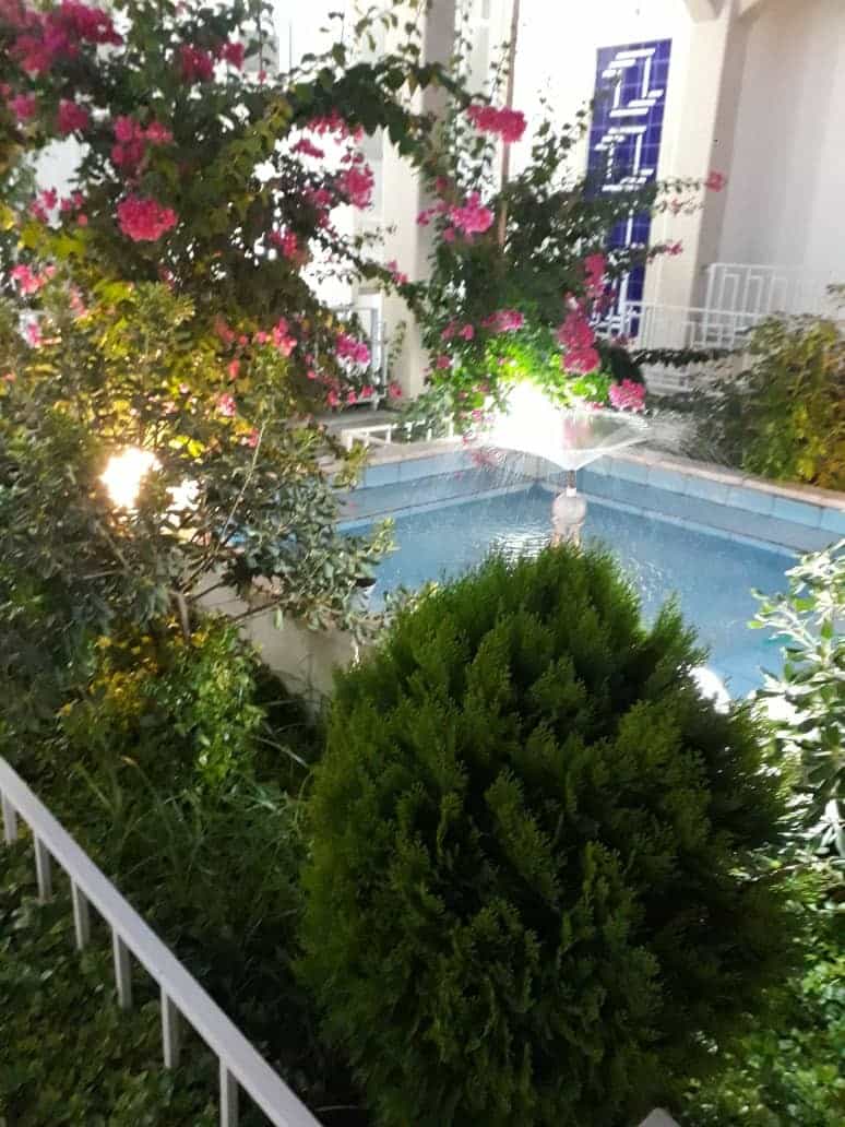 اجاره اقامتگاه سنتی در بعثت یزد - بوستان