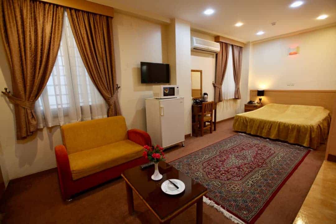 اجاره سوئیت دو تخته در مرکزشهر شیراز