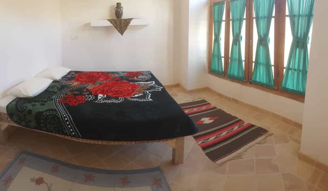 اجاره اقامتگاه سنتی در کاشان - بابونه