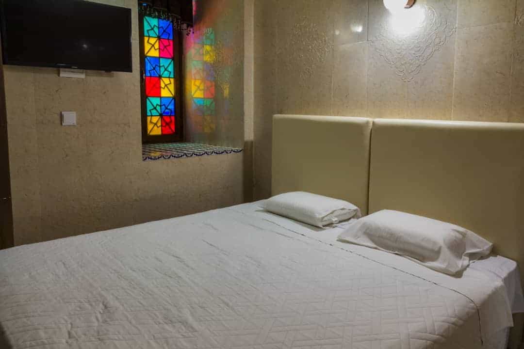 اجاره هتل سنتی قیمت مناسب  در شیراز-404