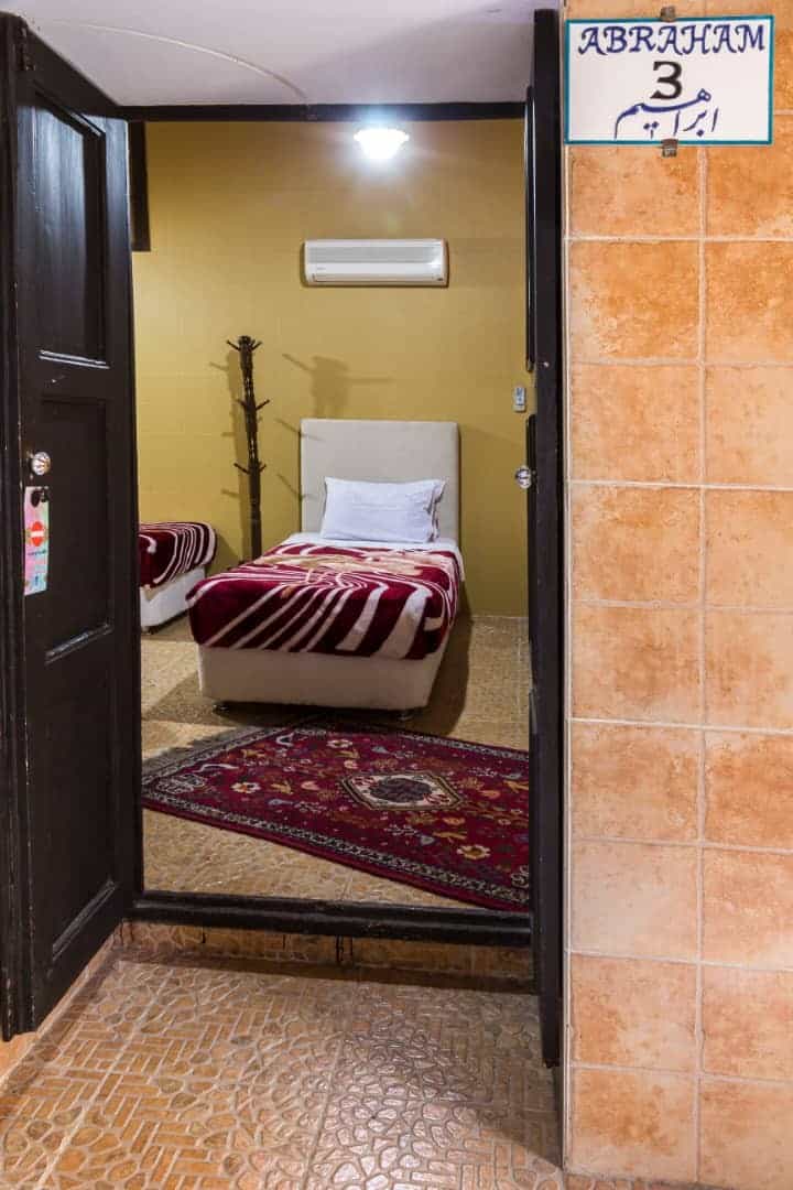 اجاره هتل سنتی در شیراز-3