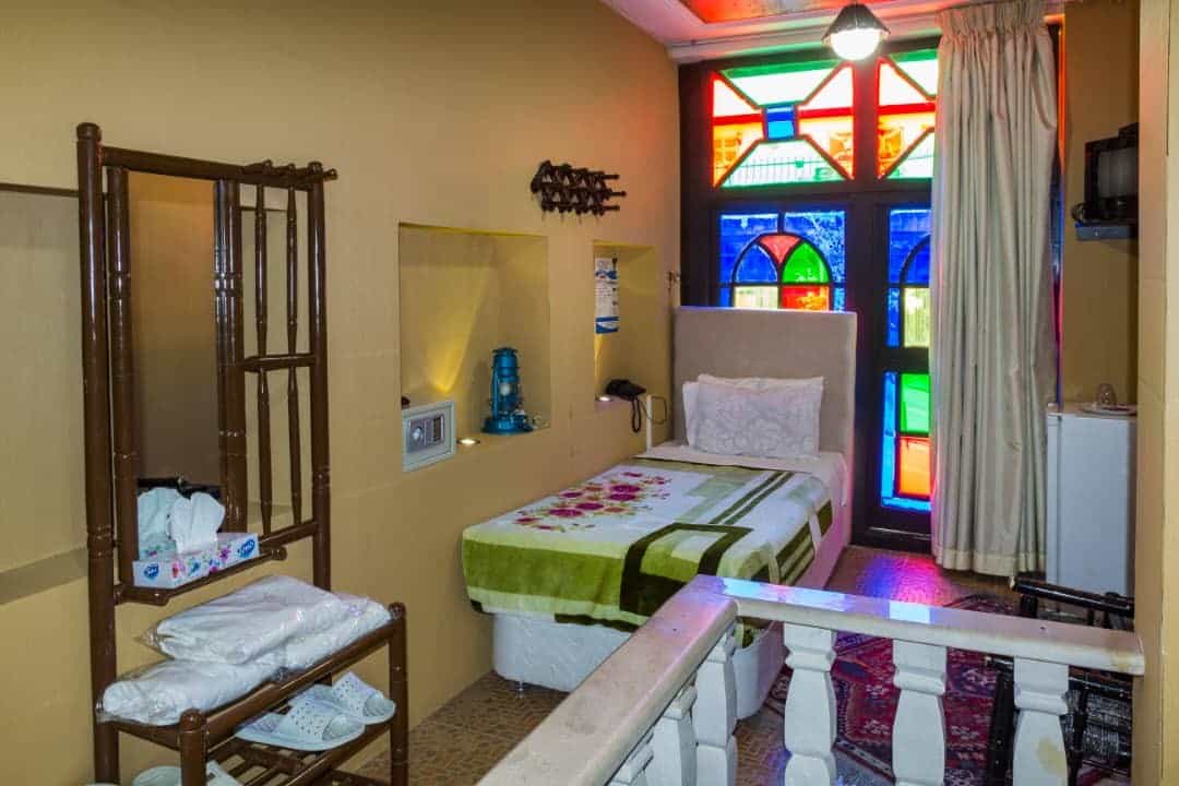 اجاره هتل سنتی  ارزان در شیراز-4