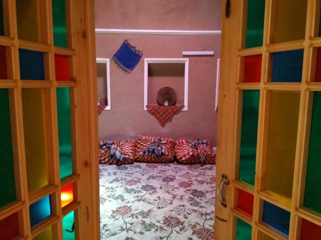 اجاره اقامتگاه بومگردی سنتی امرداد در شاهدیه یزد
