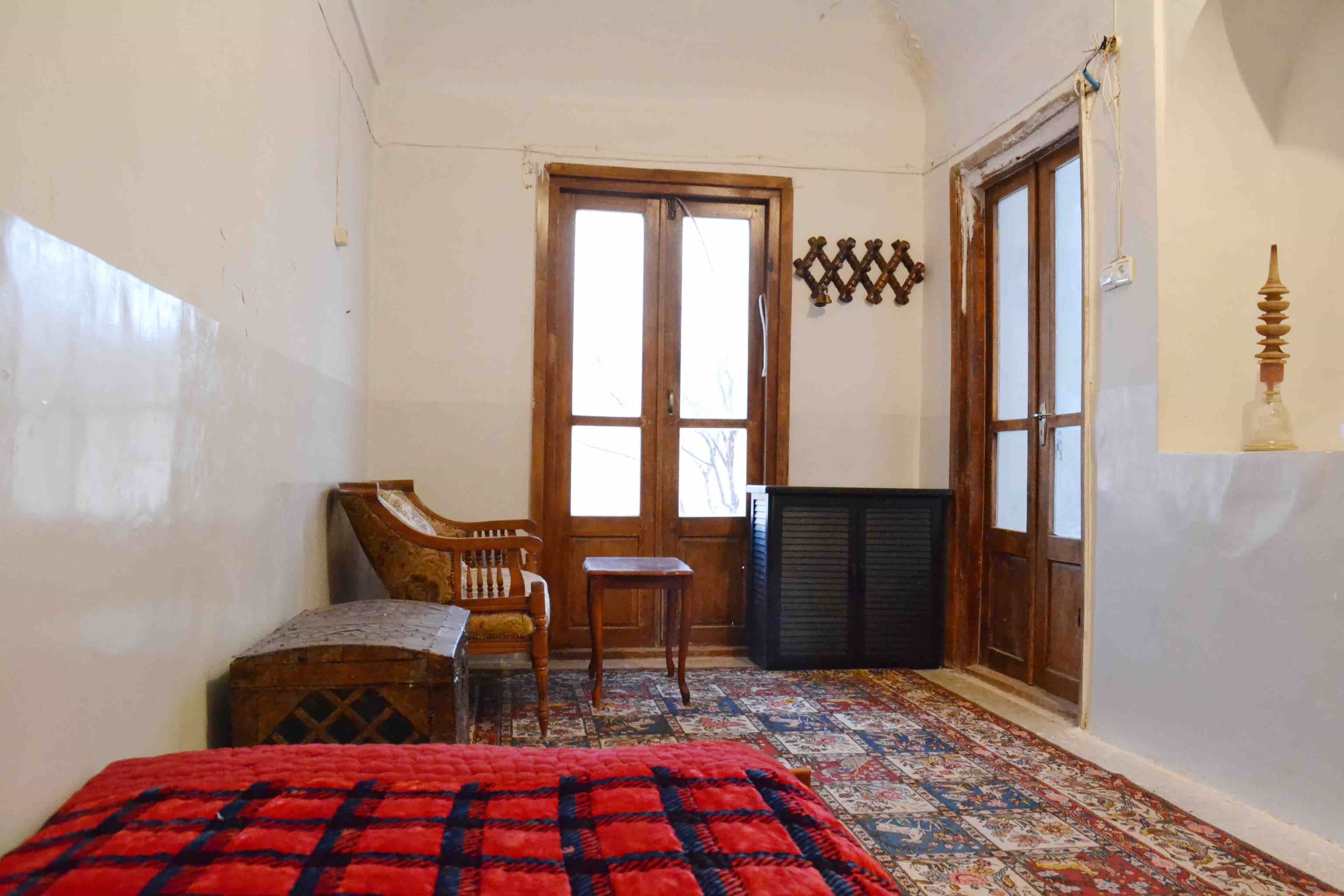 اجاره اتاق سنتی در حسین آباد نایین - کنجی