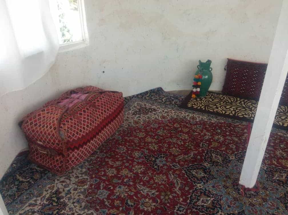 اجاره اتاق بومگردی در خان زنیان -آلاچیق4