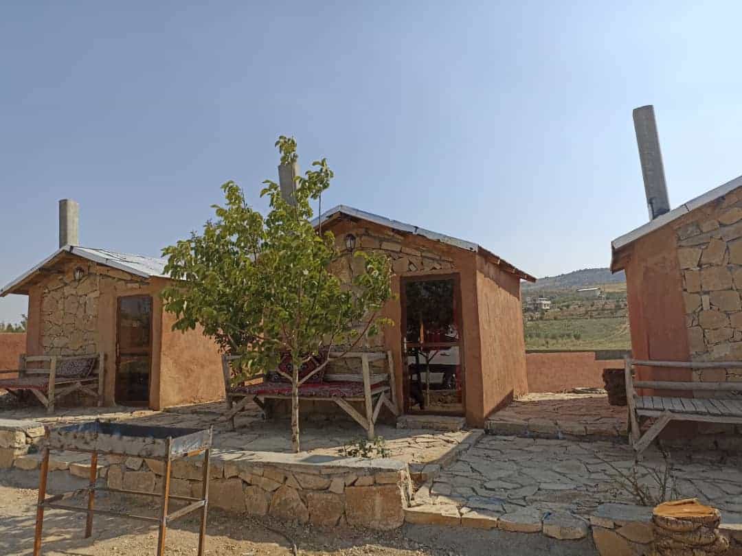 اجاره کلبه سنگی در هفت برم خان زنیان