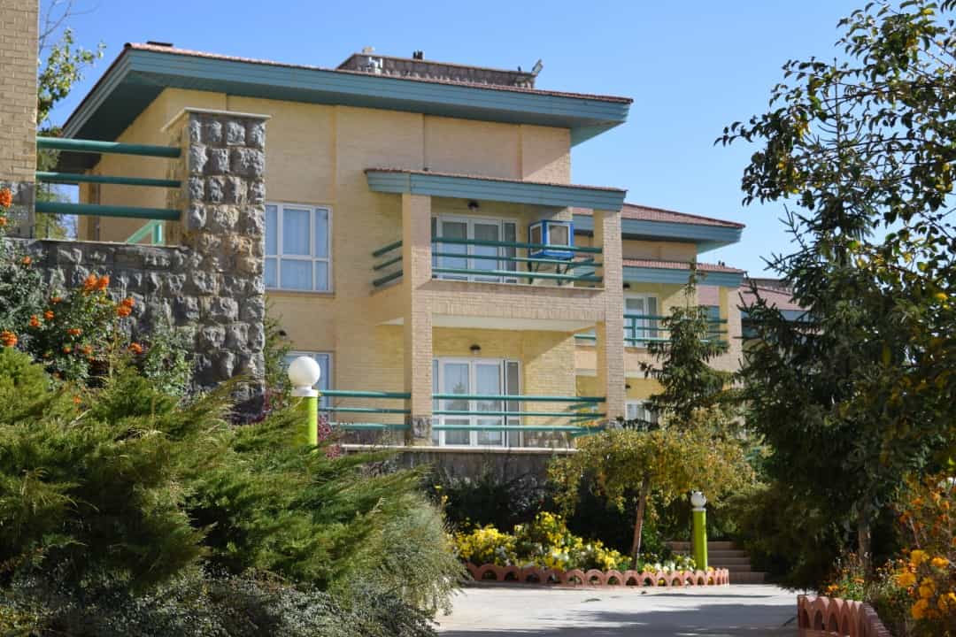 اجاره سوئیت ویلایی در دهکده چادگان 