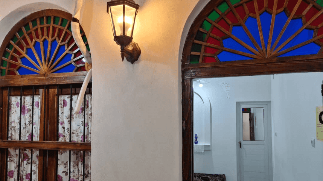 اجاره اتاق سنتی نزدیک ساحل در بندرگاه - ساحل 15 متری