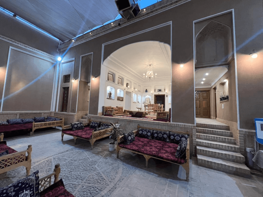 اجاره اتاق در خیابان فهادان یزد - 113 اتاق 