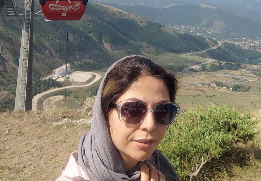 آزاده