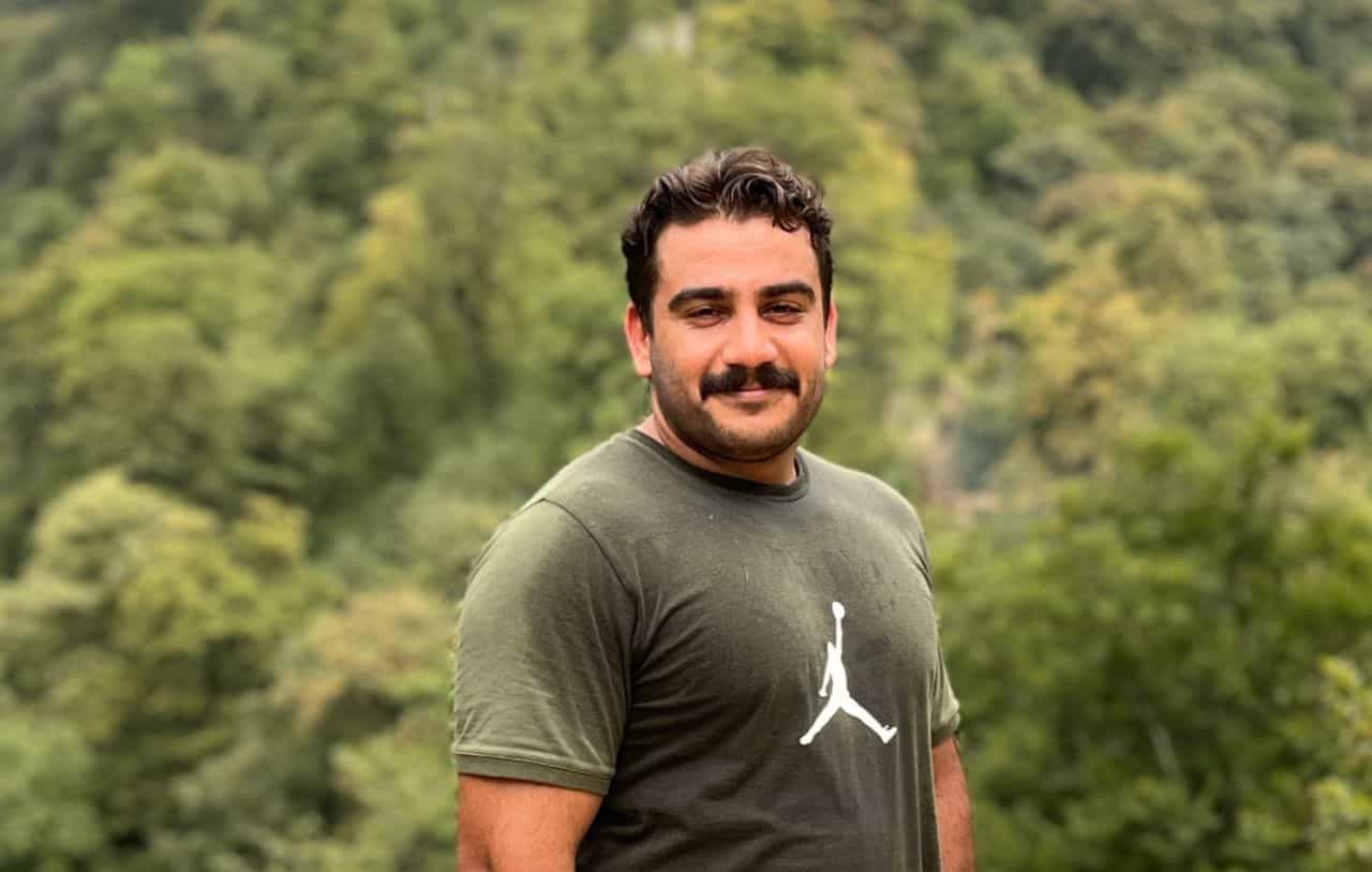عادل