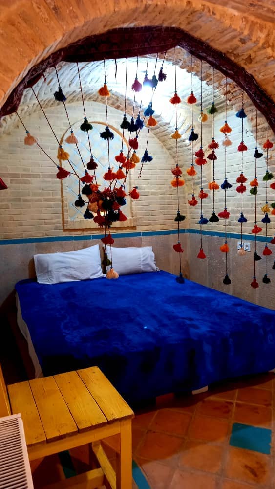 اجاره اتاق سنتی دو تخته مستردار در شیراز - درب شازده