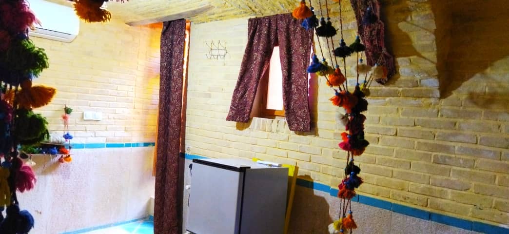 اجاره اتاق سنتی دو تخته مستردار در شیراز - درب شازده