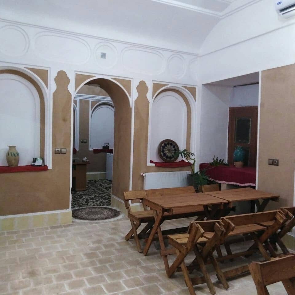 اجاره اتاق سنتی در خیابان امام یزد - اتاق 1