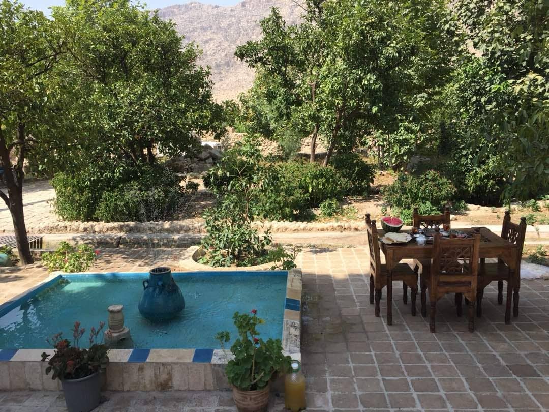 اجاره اقامتگاه سنتی در بندره ایج - نیلا