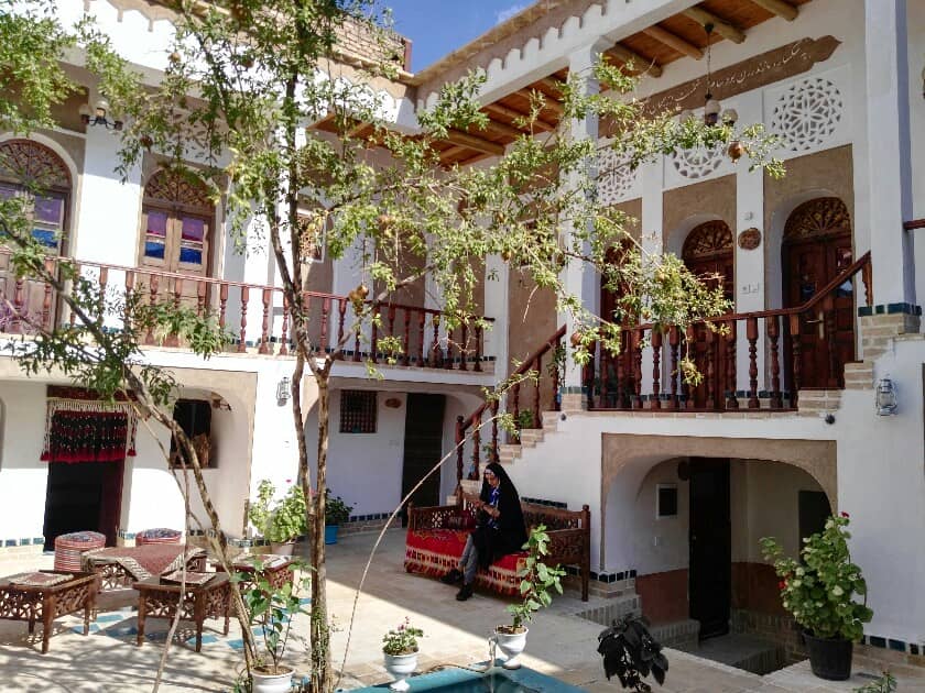  اجاره اتاق سنتی در میدان امام مهدی شهر - الکس سیف علیان