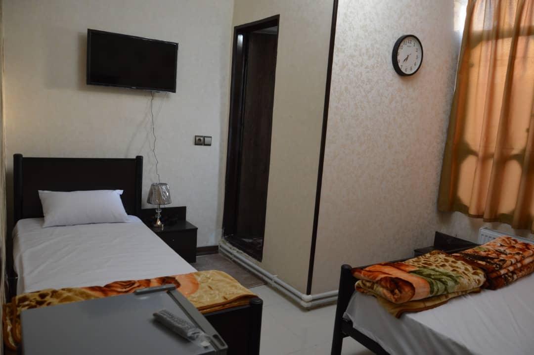 اجاره مهمانسرا در میدان شهدا کرمان  -اتاق 204