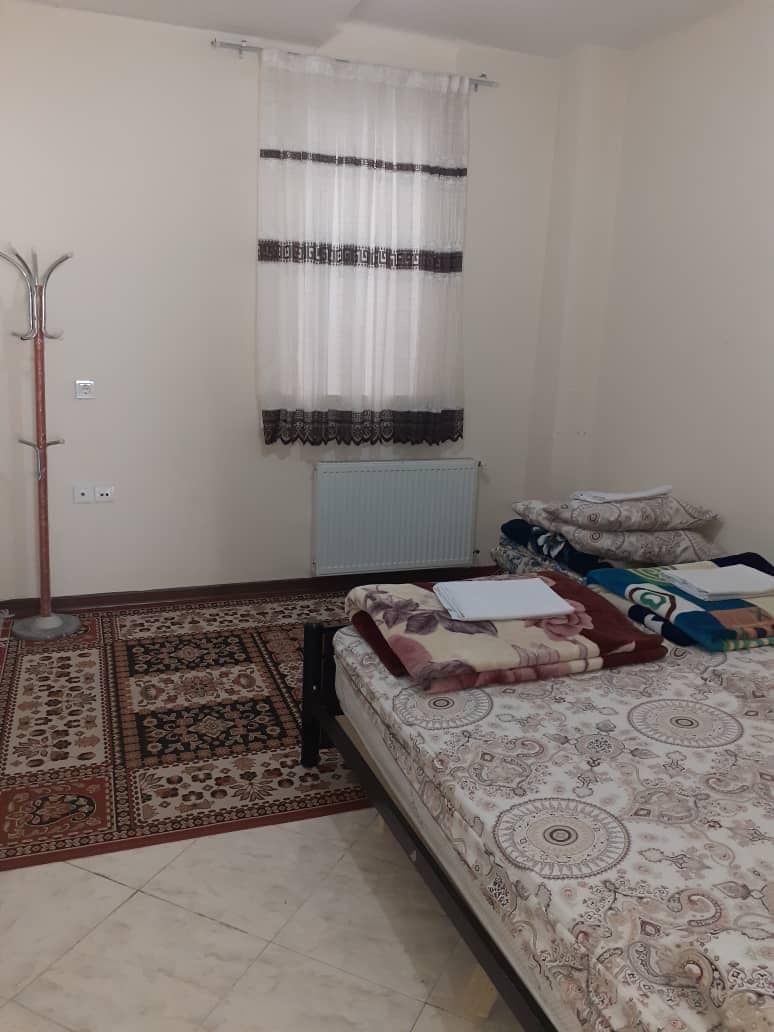 اجاره آپارتمان دو خوابه تمیز در کرمان 